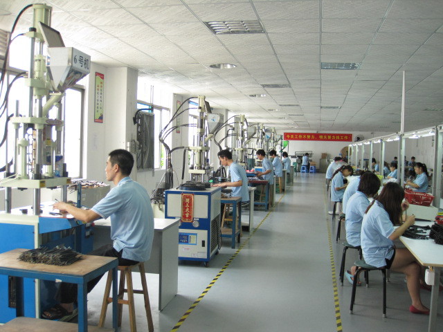 【澳華防水接頭,led防水接頭 【500套起包郵】 量大優(yōu)惠】?jī)r(jià)格,廠家,圖片,直通、接頭,深圳澳華偉業(yè)電子-